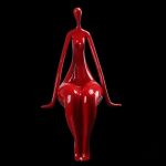 Art de décoration intérieure : statue femme ronde 37 cm