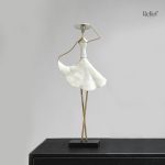 Décorative statue féminine vintage pour intérieur