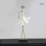 Statue en femme vintage, 55 cm, style classique