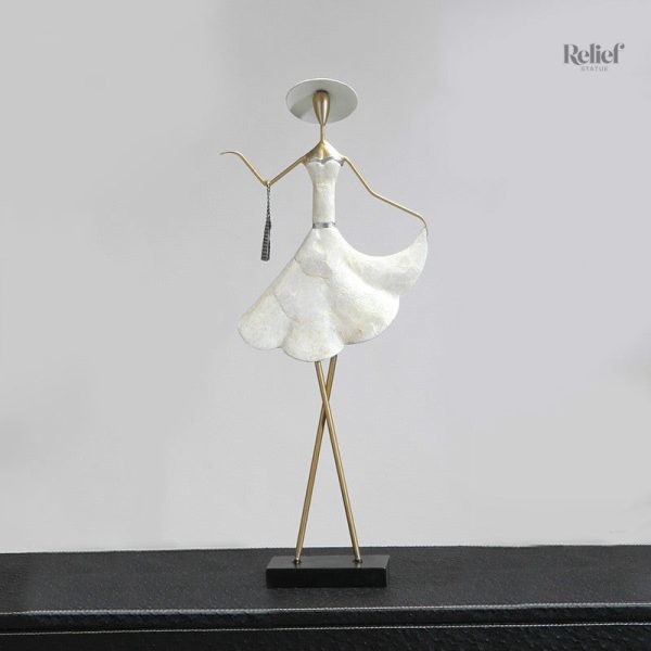 Statue en femme vintage, 55 cm, style classique
