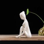 Art de la méditation, statue en position de yoga