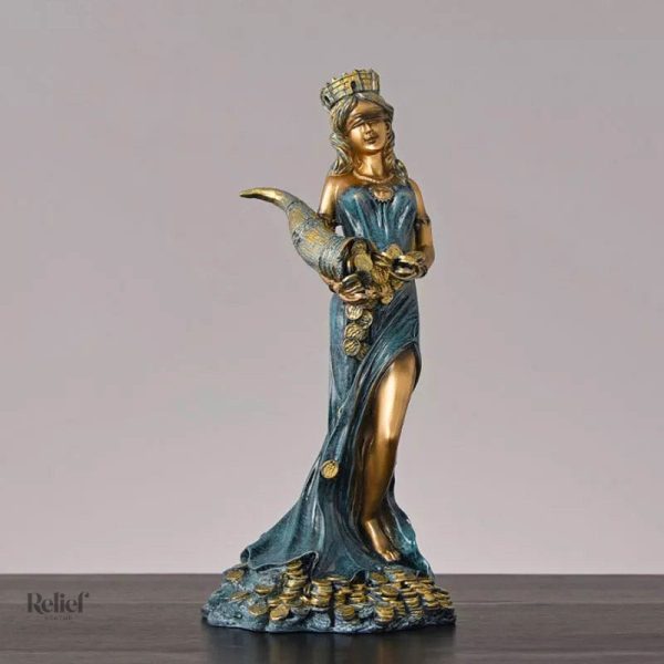 Élégante sculpture de Fortuna, déesse du destin
