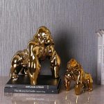 Statue stylisée de gorille, finition brillante