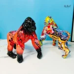 Gorille stylisé, statue en peinture, 27 cm