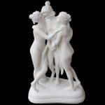 Trois Grâces en marbre, inspiration de l'art antique