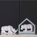 Hippopotame blanc en résine, statue animalière
