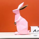 Statue en origami de lapin pour collection d'art