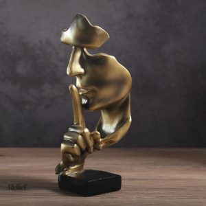 Sculpture homme, thème du silence et de la réflexion