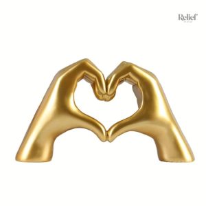 Statue Main Coeur 8 cm en design moderne