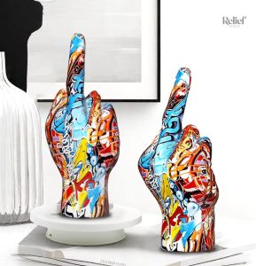 Représentation sculpturale de la main, 19 cm, décoration unique