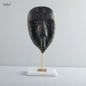 Statue masque africain 38 cm en bois sculpté