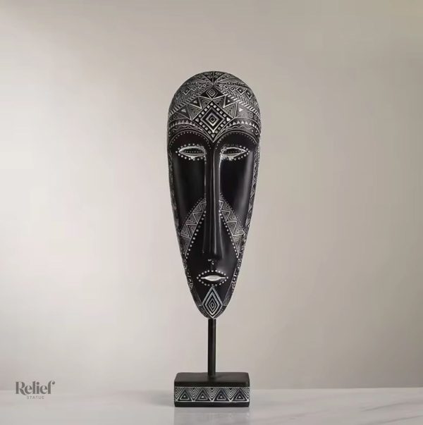 statue-masque-africain-noir-et-blanc-33-cm-1 Masque africain noir et blanc 33 cm