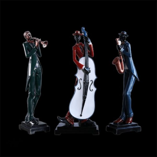 Statue d'un musicien en pleine performance jazz