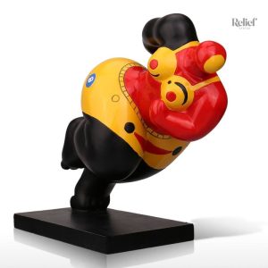 Statue artistique femme au design moderne