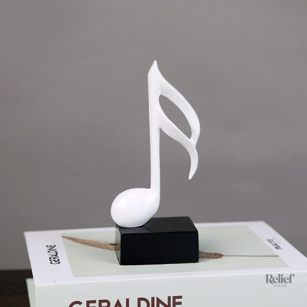 Sculpture unique inspirée par les notes de musique