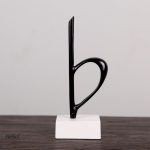 Note de musique stylisée comme œuvre d'art contemporain