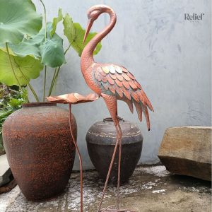 Statue oiseau grue en métal 106 cm