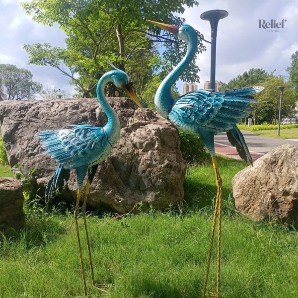 Oiseau grue en métal, idéal pour jardin ou terrasse