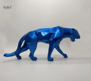 Statue panthère origami en résine bleue, 70 cm de hauteur
