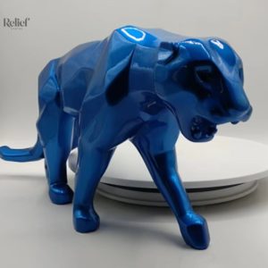Panthère en résine bleue, design origami moderne