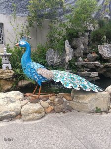 Oeuvre en métal Paon, sculpture raffinée pour jardin ou intérieur