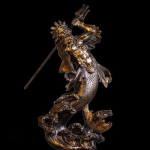 Statue grecque représentant un guerrier maritime