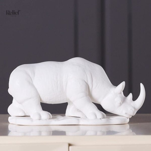 Rhinocéros stylisé en blanc pour ornement de maison