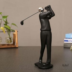 Statue représentant un athlète en pleine performance