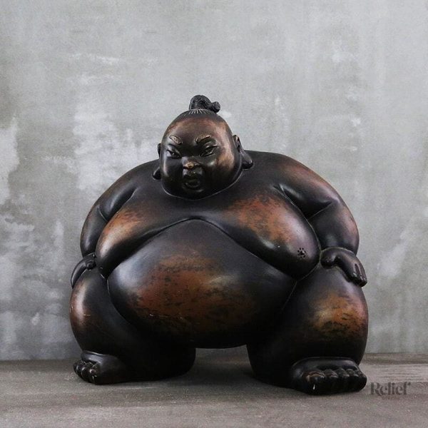Statue d'un lutteur sumo, héritage culturel japonais