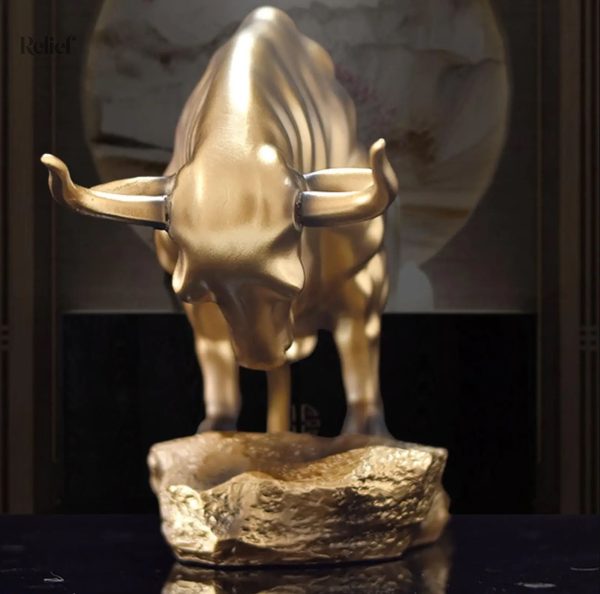 Sculpture taureau doré, 20 cm, accent décoratif pour votre espace