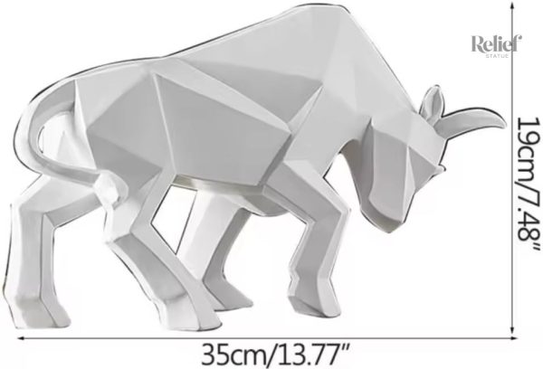 Statue en papier plié de taureau, touche design à votre espace
