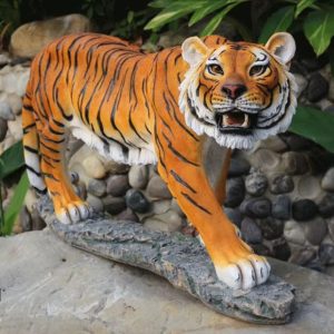 Sculpture de tigre en décoration d'extérieur