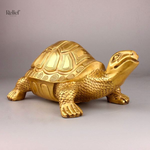 Tortue en pierre sculptée, idéale pour embellir un extérieur