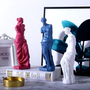 Sculpture en résine représentant la Vénus de Milo en bleu