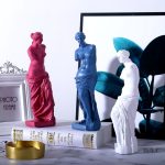 Sculpture Vénus rose en résine, décor artistique contemporain