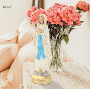 Statue personnage Vierge Marie, 22 cm de hauteur