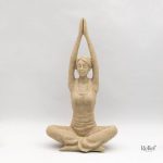 Femme Yogi Zen : Statue en pierre 15 cm de hauteur