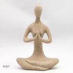 Statue méditative Femme Yogi en pierre 15 cm