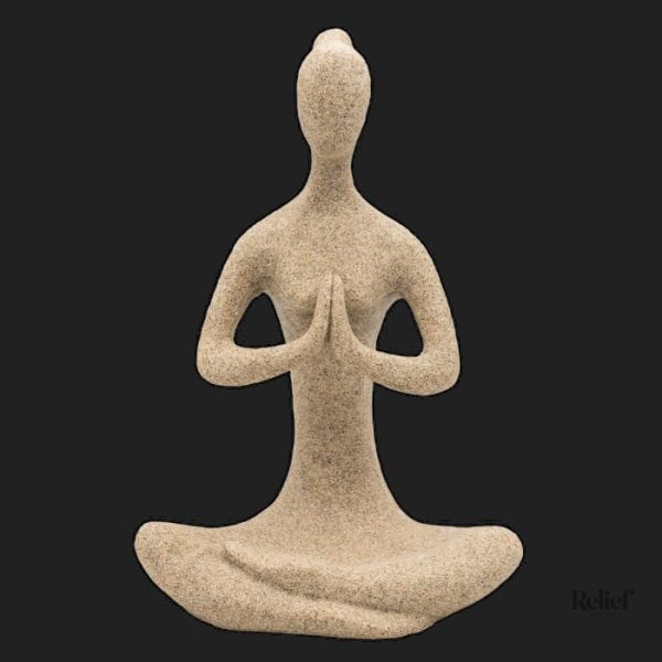 Statue en pierre de méditation Femme Yogi 15 cm