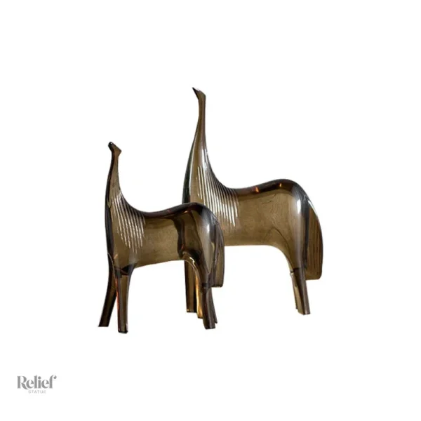 statues-chevaux-abstraits-design-duo-mere-poulain-en-resi-vuyedz-1 Statues Chevaux Abstraits Mère et Poulain en Résine