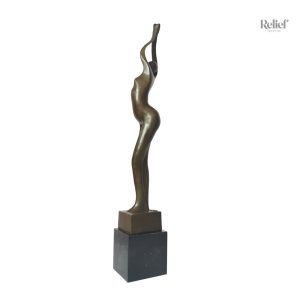 Statue en bronze, femme élégante de 53 cm