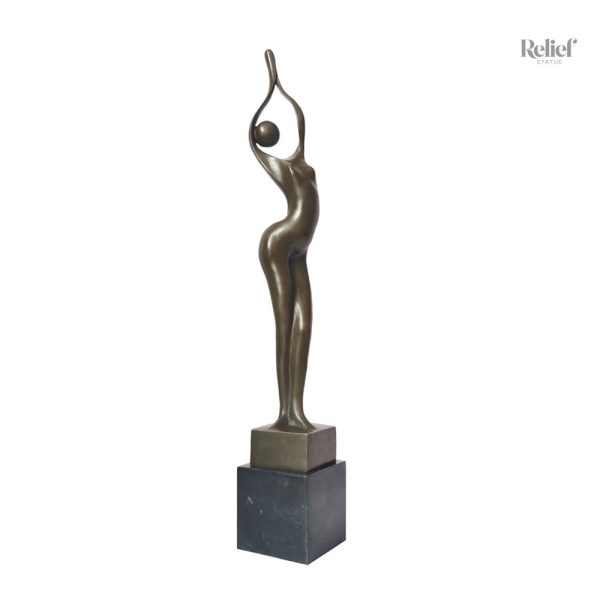 Sculpture en bronze, femme stylisée, design contemporain