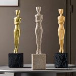 Statuette design moderne Cesar 28 cm en résine