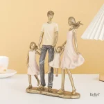 Statuette en résine illustrant l'amour familial