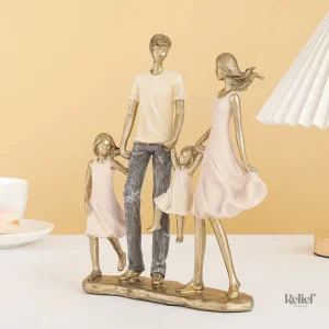 Statuette en résine illustrant l'amour familial
