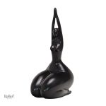 Sculpture représentant la féminité, femme ronde