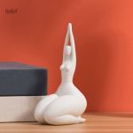 Sculpture décorative représentant une femme
