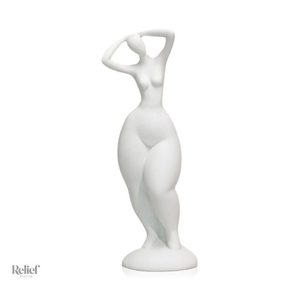 Femme ronde en statue, expression de beauté