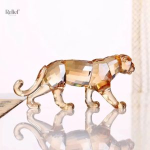 Statuette en cristal champagne, design léopard