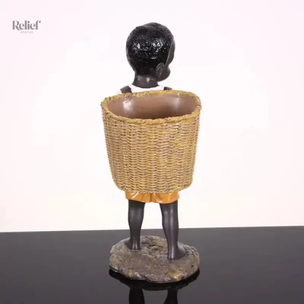 Figurine africaine, 28 cm, en résine noire